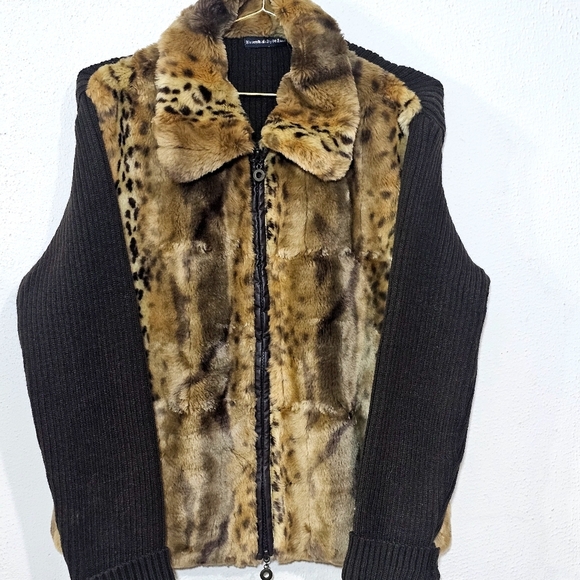 Essentials by Milano Brown Leopard Print Teddy Jacket - Picture 4 of 12